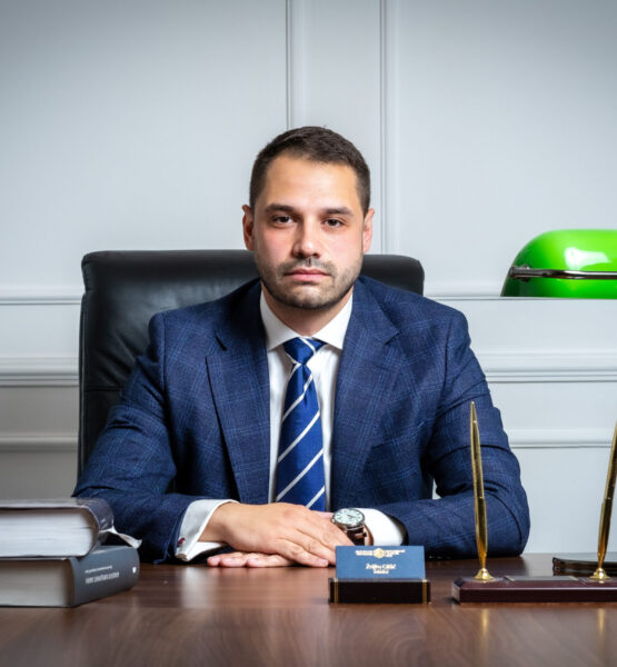 Advokat Zeljko M. Glisic